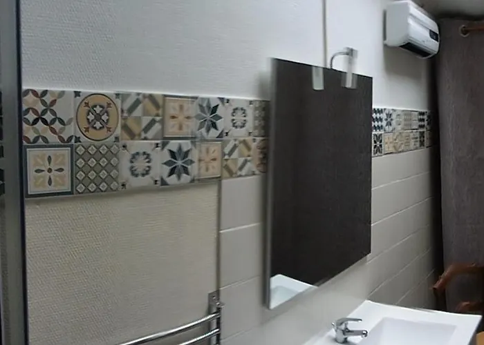 L'arbrissel Semesterbostad *