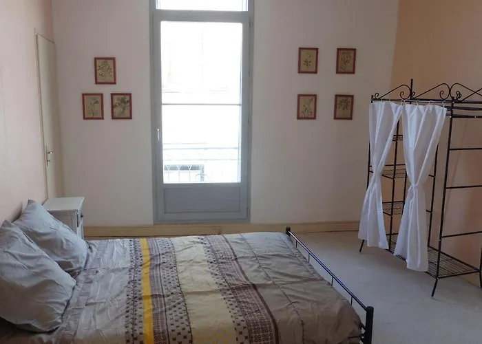 L'arbrissel Semesterbostad